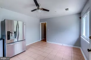 1947 Arlington Ridge Rd, Arlington, VA 22202 - Photo 9