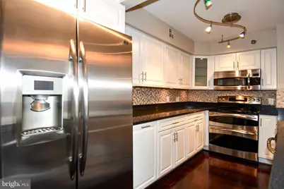 1301 N Courthouse Road #1005, Arlington, VA 22201 - Photo 13