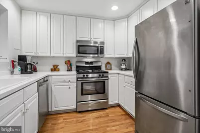 2330 14th Street N #407, Arlington, VA 22201 - Photo 3