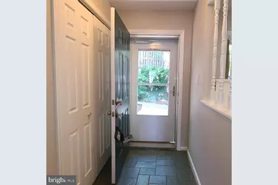 2037 S Glebe Road, Arlington, VA 22204 - Photo 3