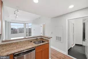 3600 S Glebe Rd, Arlington, VA 22202 - Photo 9