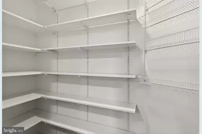2050 Calvert Street N #109, Arlington, VA 22201 - Photo 27