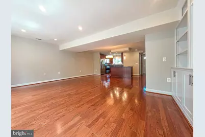 4181 S Four Mile Run Drive #B, Arlington, VA 22204 - Photo 9