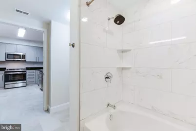 1021 N Garfield #327, Arlington, VA 22201 - Photo 17