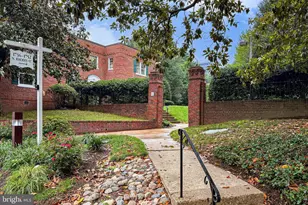 1752 N Rhodes St, Arlington, VA 22201 - Photo 1