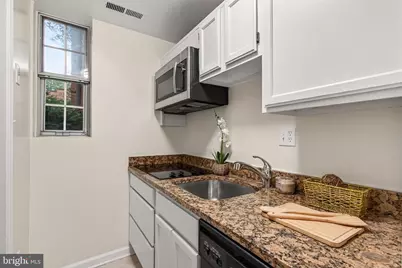 1752 N Rhodes Street #325, Arlington, VA 22201 - Photo 9