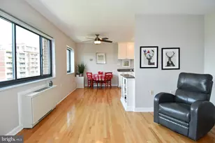 1200 S Arlington Ridge Rd, Arlington, VA 22202 - Photo 7