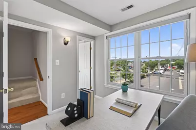 2402 N Greenbrier Court, Arlington, VA 22207 - Photo 37