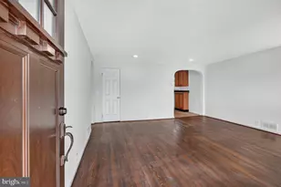 750 N George Mason Dr, Arlington, VA 22203 - Photo 3