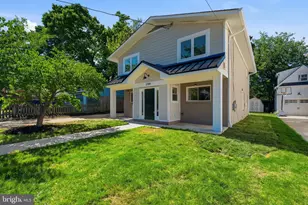 2709 12th St S, Arlington, VA 22204 - Photo 1