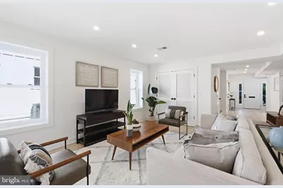 2709 12th Street S, Arlington, VA 22204 - Photo 9