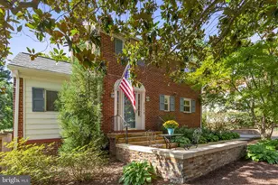 2712 S June St, Arlington, VA 22202 - Photo 1