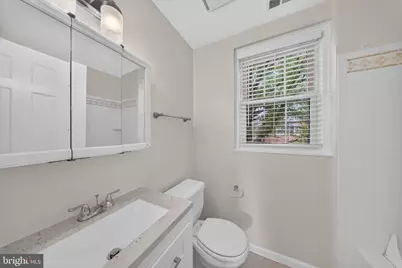 4210 36th Street S #B2, Arlington, VA 22206 - Photo 11
