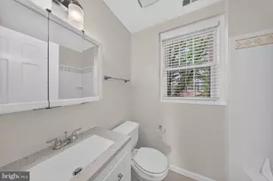 4210 36th St S, Arlington, VA 22206 - Photo 11