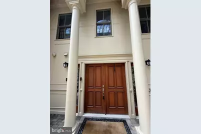 1335 N 14th Street N, Arlington, VA 22209 - Photo 1