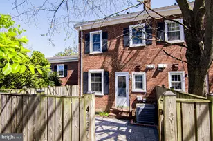 4237 32nd Rd S, Arlington, VA 22206 - Photo 3