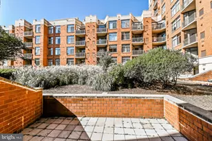 3600 S Glebe Rd, Arlington, VA 22202 - Photo 11