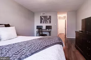 1101 S Arlington Ridge Rd, Arlington, VA 22202 - Photo 27