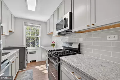106 N George Mason Drive N #4, Arlington, VA 22203 - Photo 5