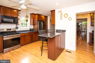 1207 N Livingston St, Arlington, VA 22205 - Photo 13