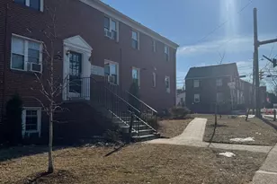 131 S Courthouse Rd, Arlington, VA 22204 - Photo 3