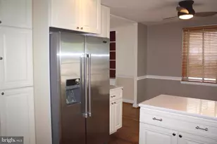 4223 36th St S, Arlington, VA 22206 - Photo 5