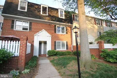2832 Wakefield Street S #C, Arlington, VA 22206 - Photo 1