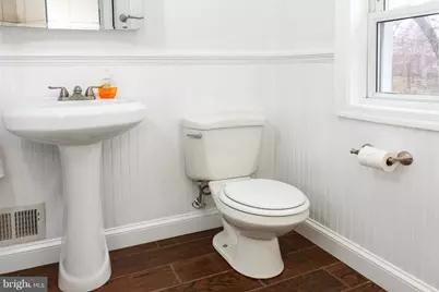 5627 8th Street S, Arlington, VA 22204 - Photo 27