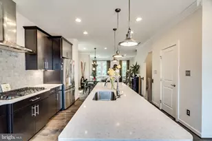 1133 S Monroe St, Arlington, VA 22204 - Photo 5