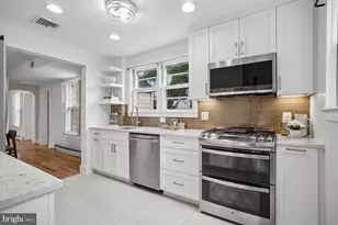 3610 22nd St N, Arlington, VA 22207 - Photo 17