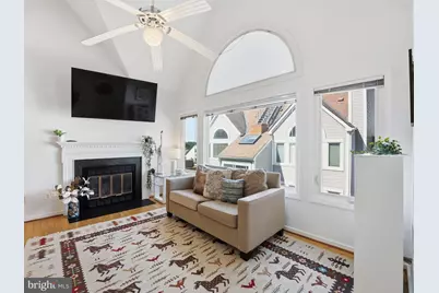 5548 Langston Boulevard #43-E, Arlington, VA 22207 - Photo 7