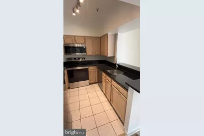 2400 Clarendon Boulevard #PH08, Arlington, VA 22201 - Photo 5