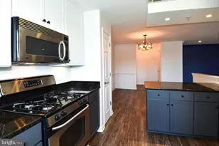 4063 S Four Mile Run Dr, Arlington, VA 22204 - Photo 17