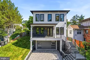 1211 20th St S, Arlington, VA 22202 - Photo 3