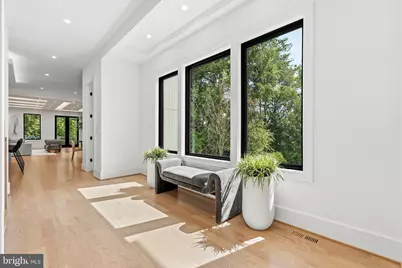 1211 20th Street S, Arlington, VA 22202 - Photo 27