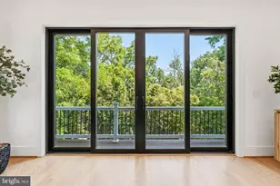 1211 20th St S, Arlington, VA 22202 - Photo 79