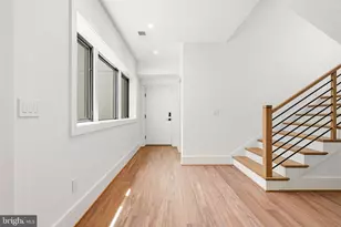1211 20th St S, Arlington, VA 22202 - Photo 97