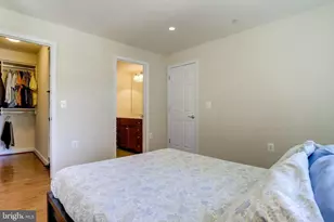 4141 S Four Mile Run Dr S, Arlington, VA 22204 - Photo 7