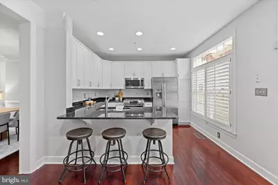 2435 13th Court N, Arlington, VA 22201 - Photo 9