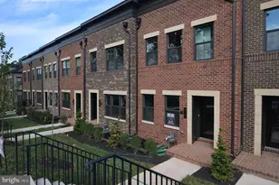 5701 11th St N, Arlington, VA 22205 - Photo 13