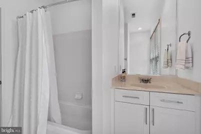 2074 N Oakland Street, Arlington, VA 22207 - Photo 39