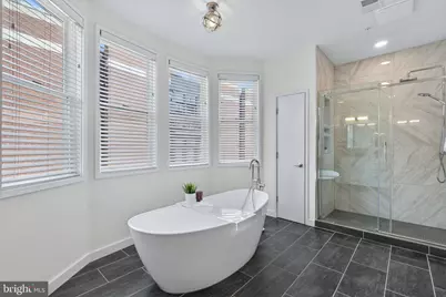 2074 N Oakland Street, Arlington, VA 22207 - Photo 33