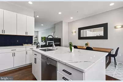 2074 N Oakland Street, Arlington, VA 22207 - Photo 15