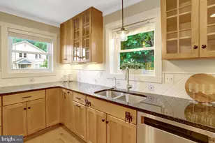 2000 N George Mason Dr, Arlington, VA 22205 - Photo 15