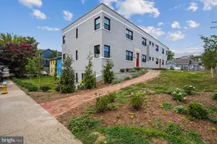 2500 Langston Blvd., Arlington, VA 22201 - Photo 3