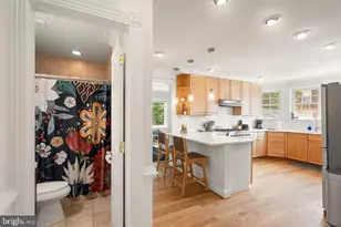 2747 S Uhle Street S, Arlington, VA 22206 - Photo 19