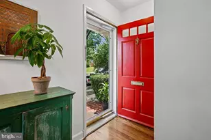 2840 S Buchanan St, Arlington, VA 22206 - Photo 3