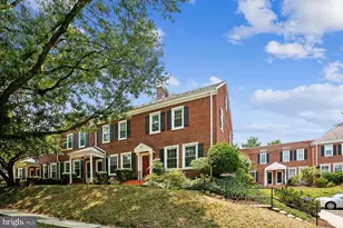 2840 S Buchanan St, Arlington, VA 22206 - Photo 1