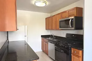 1300 S Arlington Ridge Rd, Arlington, VA 22202 - Photo 3