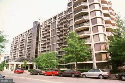 1530 Key Boulevard N #909, Arlington, VA 22209 - Photo 1